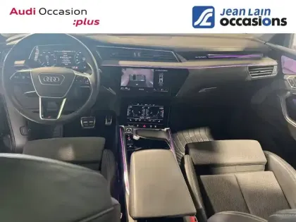 Photo 17 Audi E-tron Q8  55 408 ch 114 kWh Quattro