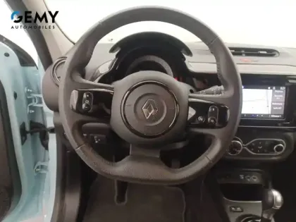 Photo 47 Renault Twingo  III E-Tech