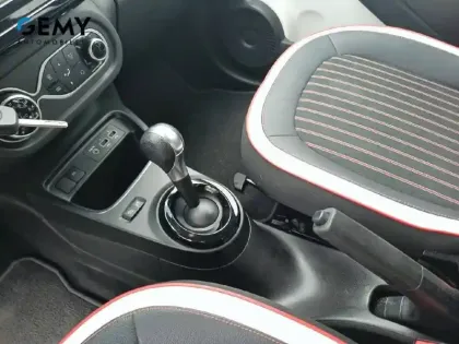 Photo 11 Renault Twingo  III E-Tech