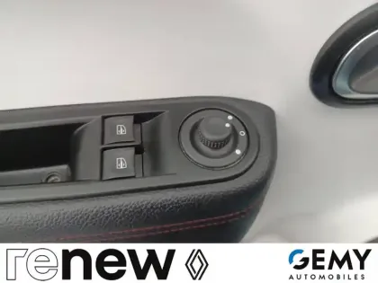 Photo 26 Renault Twingo  III E-Tech