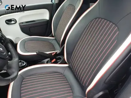 Photo 8 Renault Twingo  III E-Tech