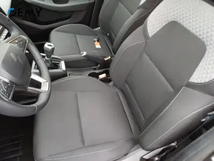 Photo 8 Renault Clio  Blue dCi 100 ch GSR2