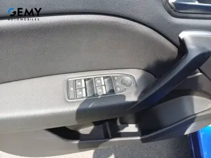 Photo 13 Renault Captur  E-Tech Plug-in 160