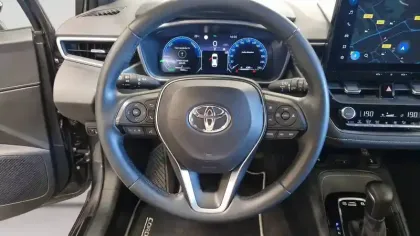 Photo 12 Toyota Corolla  Hybride 140ch