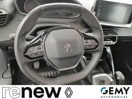 Photo 27 Peugeot 208  PureTech 75 S&S BVM5