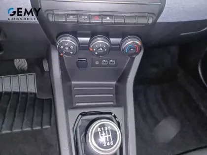 Photo 28 Renault Clio  Blue dCi 100 ch GSR2