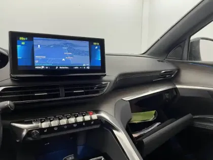 Photo 27 Peugeot 3008  Hybrid4 300 e-EAT8