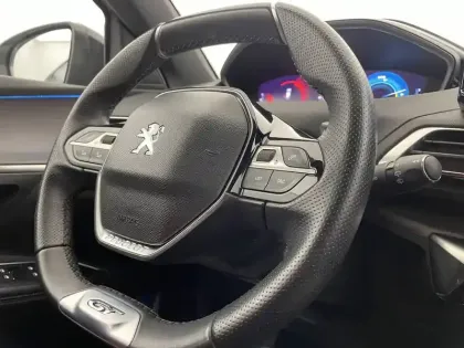 Photo 28 Peugeot 3008  Hybrid4 300 e-EAT8
