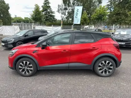 Photo 7 Renault Captur  E-Tech full hybrid 145