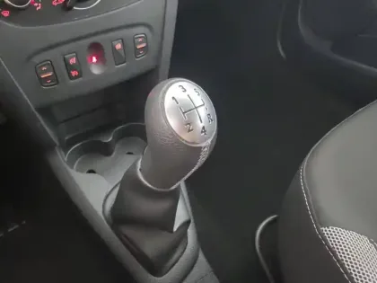 Photo 37 Dacia Sandero  TCe 90