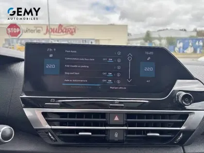 Photo 17 Citroën C4  BlueHDi 110 S&S BVM6