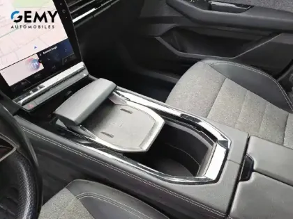 Photo 11 Renault Espace  E-Tech hybrid 200