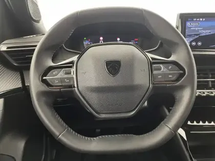 Photo 22 Peugeot 2008  100 S&S BVM6