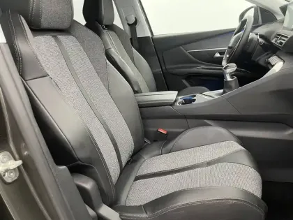 Photo 29 Peugeot 3008  Puretech 130ch S&S BVM6