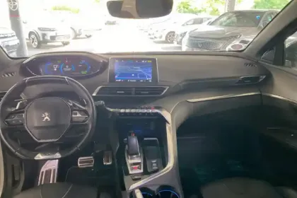 Photo 15 Peugeot 3008  Hybrid4 300 e-EAT8