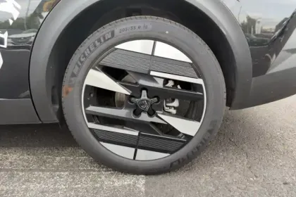 Photo 11 Peugeot 408  Hybrid 145 e-DCS6
