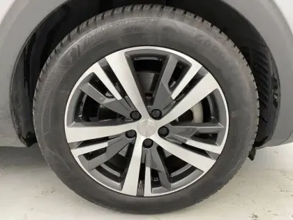 Photo 17 Peugeot 3008  Hybrid4 300 e-EAT8
