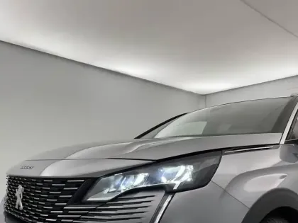 Photo 29 Peugeot 3008  Hybrid4 300 e-EAT8