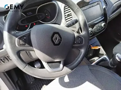 Photo 12 Renault Captur  TCe 130 FAP