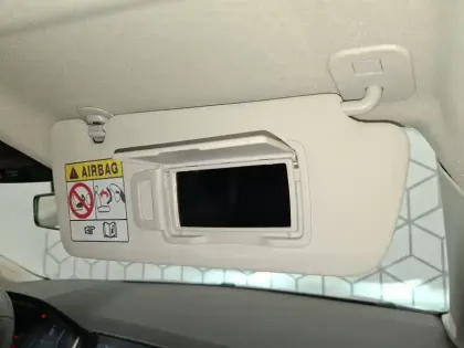 Photo 39 Renault Captur  TCe 90