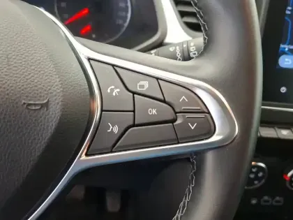 Photo 32 Renault Captur  TCe 90