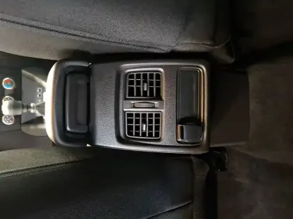 Photo 29 Renault Captur  TCe 90