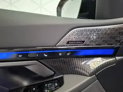 Photo 13 BMW Serie 5 M5 Touring PHEV 727 ch BVA8
