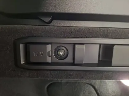 Photo 31 BMW Serie 5 M5 Touring PHEV 727 ch BVA8
