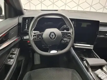 Photo 35 Renault Austral  E-Tech hybrid 200