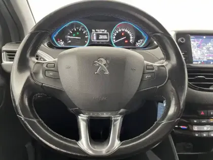 Photo 22 Peugeot 2008  1.2 PureTech 110ch S&S EAT6