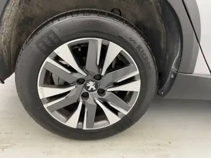 Photo 18 Peugeot 2008  1.2 PureTech 110ch S&S EAT6