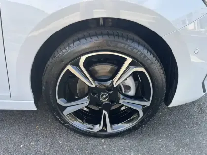 Photo 11 Opel Corsa  1.2 Turbo 100 ch