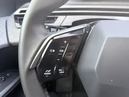 Photo 22 Peugeot 5008  Hybrid 145 ch e-DCS6