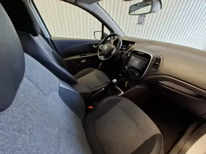 Photo 10 Renault Captur  TCe 90 Energy