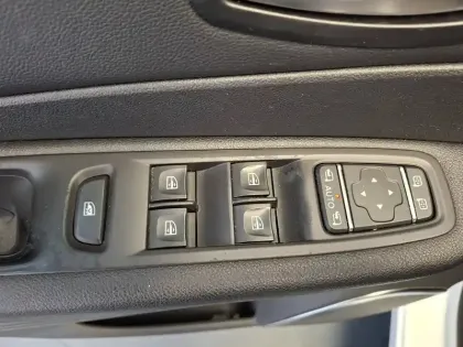 Photo 15 Renault Captur  TCe 90 Energy