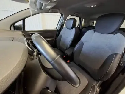 Photo 16 Renault Captur  TCe 90 Energy