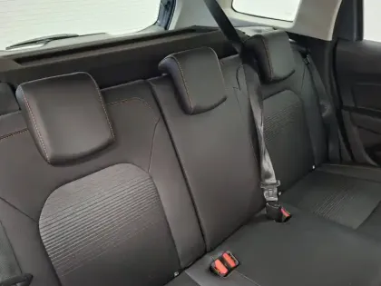 Photo 24 Dacia Duster  TCe 150 FAP 4x2 EDC