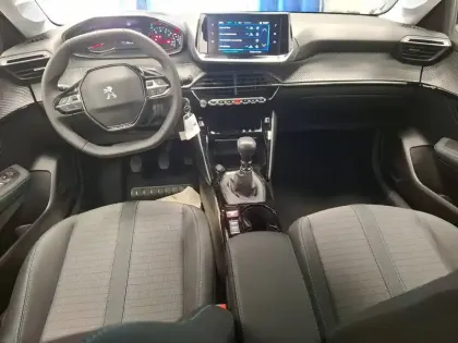 Photo 32 Peugeot 208  PureTech 100 S&S BVM6