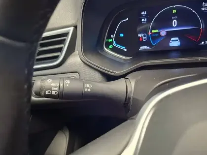 Photo 31 Renault Clio  E-Tech 140 - 21N