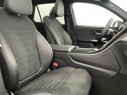 Photo 28 Mercedes GLC  300 e Hybrid EQ 4Matic