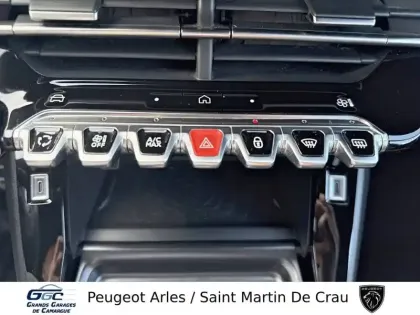 Photo 24 Peugeot 208  Hybrid 136 e-DCS6