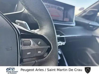 Photo 22 Peugeot 208  Hybrid 136 e-DCS6