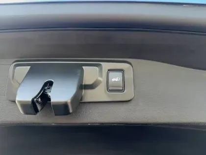 Photo 19 Renault Austral  E-Tech hybrid 200