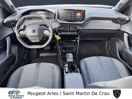 Photo 7 Peugeot 2008  Hybrid 136 e-DCS6