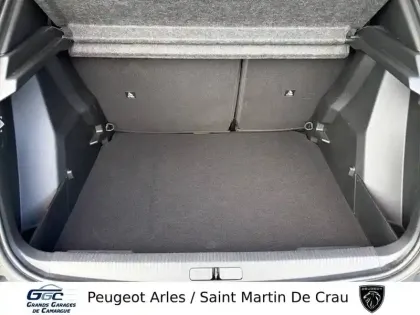 Photo 5 Peugeot 2008  Hybrid 136 e-DCS6