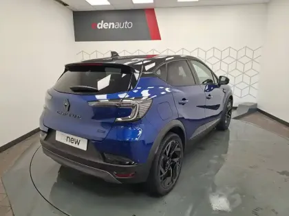 Photo 11 Renault Captur  E-Tech full hybrid 145 ch