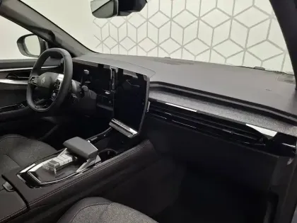 Photo 19 Renault Espace  full hybrid E-Tech 200 ch 5pl