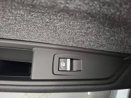 Photo 29 Renault Espace  full hybrid E-Tech 200 ch 5pl