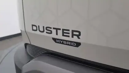 Photo 25 Dacia Duster  Hybrid 155