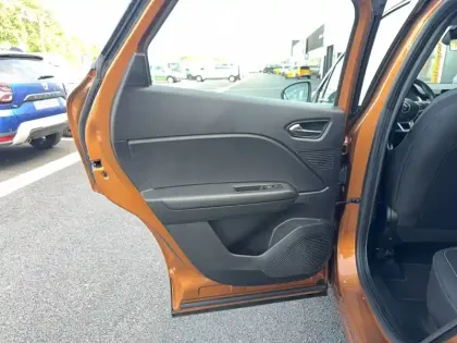 Photo 16 Renault Captur  Blue dCi 115 EDC